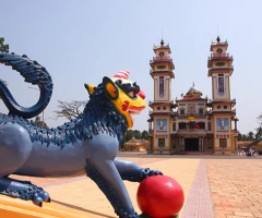 Private Cao Dai Temple & Cu Chi Tunnels - 1 Day
